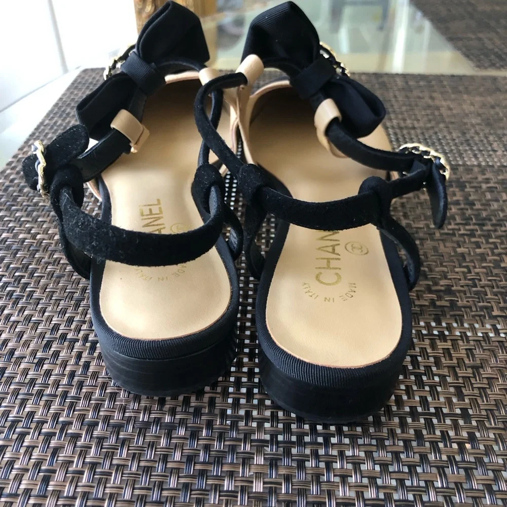 Chanel Black and Tan Women's flats Shoes with CC logo Crystal bow size 39 - Picture 10 of 12